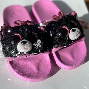 Ty™️ Kids (Size 1-3) Sequin Kitty Cat Slides with tags. So cute 😻